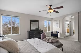 1995 Colchester Ave, Hoffman Estates, IL 60192 - Photo 23