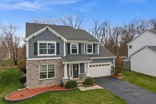 1995 Colchester Ave, Hoffman Estates, IL 60192 - Photo 1