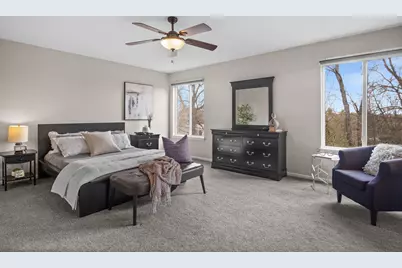 1995 Colchester Avenue, Hoffman Estates, IL 60192 - Photo 21