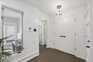 571 Byrd Rd, Riverside, IL 60546 - Photo 9