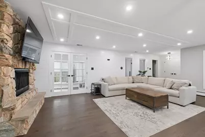 571 Byrd Road, Riverside, IL 60546 - Photo 7