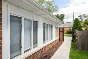 571 Byrd Rd, Riverside, IL 60546 - Photo 23