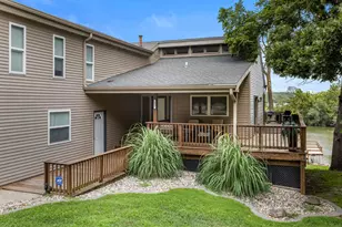 690 N Cove Ct, Decatur, IL 62521 - Photo 3