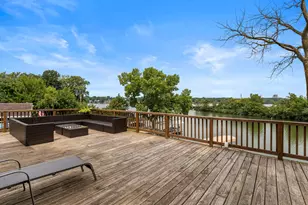 690 N Cove Ct, Decatur, IL 62521 - Photo 7