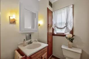 406 S Locust St, Sycamore, IL 60178 - Photo 19