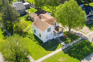 406 S Locust St, Sycamore, IL 60178 - Photo 3