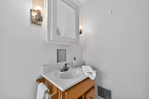 406 S Locust St, Sycamore, IL 60178 - Photo 25