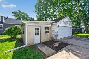 406 S Locust St, Sycamore, IL 60178 - Photo 39