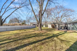 25 Seneca Dr, Montgomery, IL 60538 - Photo 17