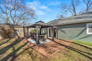 25 Seneca Dr, Montgomery, IL 60538 - Photo 15