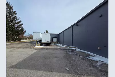 1950 Lincoln Highway, Saint Charles, IL 60174 - Photo 5