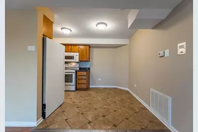 5850 W 87th Street #1A, Burbank, IL 60459 - Photo 3