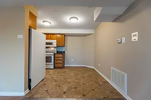 5850 W 87th St, Burbank, IL 60459 - Photo 3