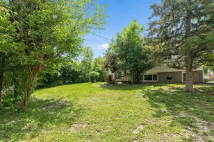 9018 Forest Ln E, Hickory Hills, IL 60457 - Photo 33