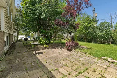 9018 Forest Lane E, Hickory Hills, IL 60457 - Photo 35