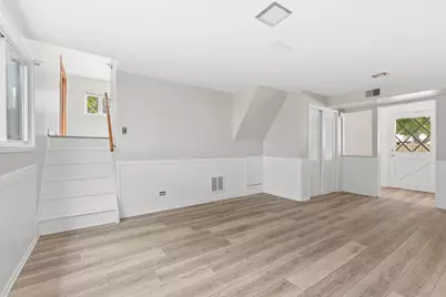 9018 Forest Lane E, Hickory Hills, IL 60457 - Photo 17