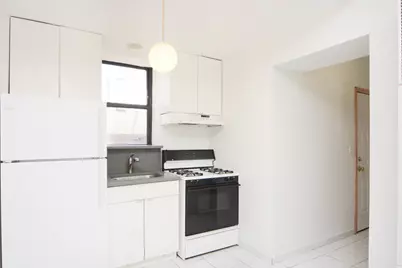 537 N Claremont Avenue #1, Chicago, IL 60612 - Photo 3