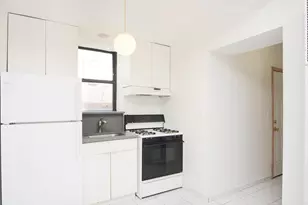 537 N Claremont Ave, Chicago, IL 60612 - Photo 3