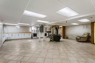 400 E 3rd St, Brocton, IL 61917 - Photo 31