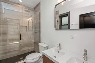 6504 S Ingleside Ave, Chicago, IL 60637 - Photo 13