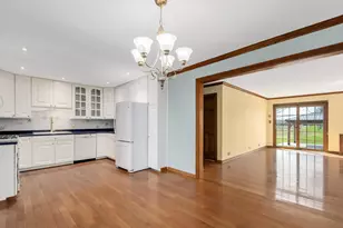 390 Arrowhead Trail, Carol Stream, IL 60188 - Photo 7