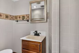 185 N Dewey St, Diamond, IL 60416 - Photo 31