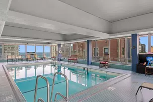 201 E Chestnut St, Chicago, IL 60611 - Photo 19