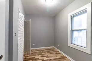 520 4th St, Waukegan, IL 60085 - Photo 11