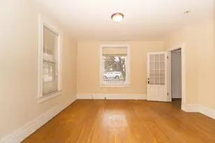 253 McClure Ave, Elgin, IL 60123 - Photo 3