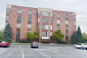 7808 W College Dr, Palos Heights, IL 60463 - Photo 1