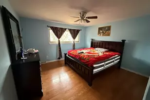 231 Dover Dr, Des Plaines, IL 60018 - Photo 5