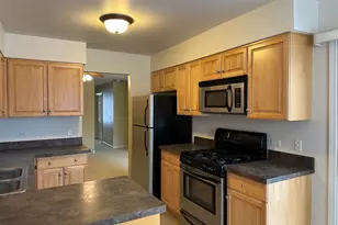 1310 Cromwell Ct, Vernon Hills, IL 60061 - Photo 9