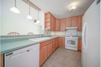 808 S 5th Street, Oregon, IL 61061 - Photo 5