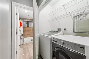 2838 N Damen Ave, Chicago, IL 60618 - Photo 21