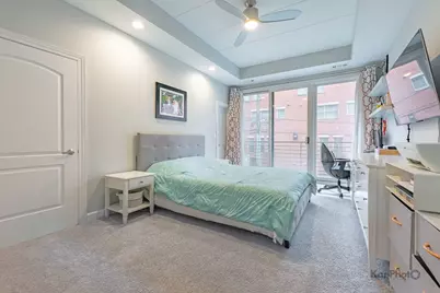 1332 W Madison Street #2W, Chicago, IL 60607 - Photo 15