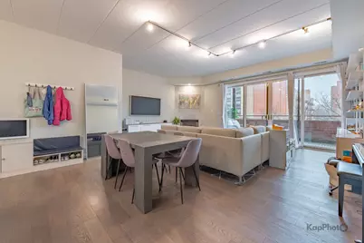 1332 W Madison Street #2W, Chicago, IL 60607 - Photo 7