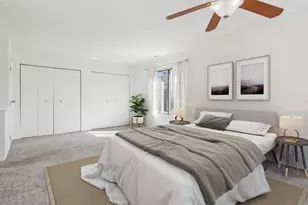 951 Yosemite Trail, Roselle, IL 60172 - Photo 11