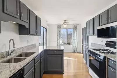 951 Yosemite Trail #A, Roselle, IL 60172 - Photo 3