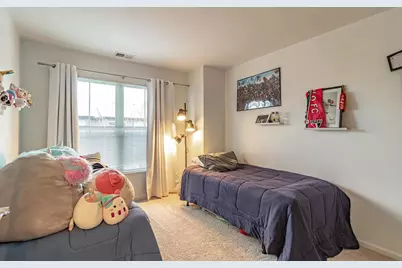 721 Summit Lane, Vernon Hills, IL 60061 - Photo 13