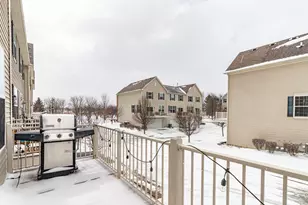 523 Town Center Blvd, Gilberts, IL 60136 - Photo 29