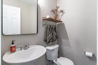 523 Town Center Boulevard, Gilberts, IL 60136 - Photo 15