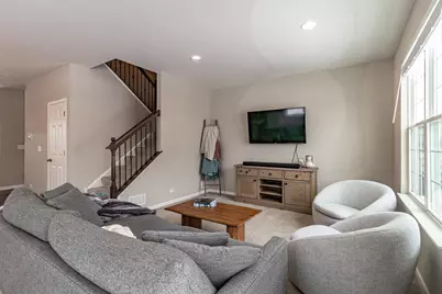 523 Town Center Boulevard, Gilberts, IL 60136 - Photo 11