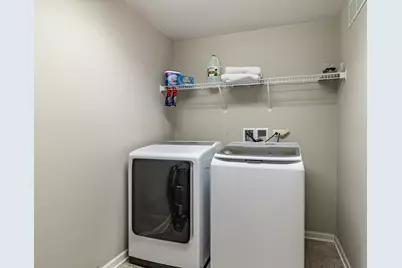 523 Town Center Boulevard, Gilberts, IL 60136 - Photo 27