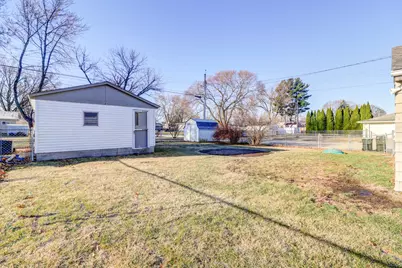 811 W 19th Street, Sterling, IL 61081 - Photo 25