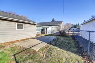 811 W 19th St, Sterling, IL 61081 - Photo 23