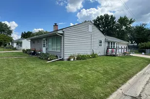 811 W 19th St, Sterling, IL 61081 - Photo 27