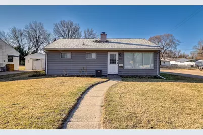 811 W 19th Street, Sterling, IL 61081 - Photo 1