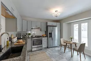 356 Redwing Dr, Deerfield, IL 60015 - Photo 5