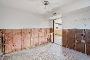 646 Dickens Ave, Glendale Heights, IL 60139 - Photo 17