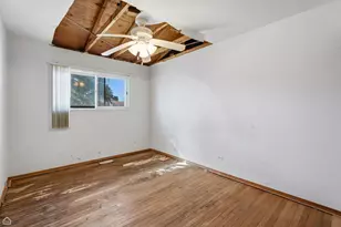 646 Dickens Ave, Glendale Heights, IL 60139 - Photo 9